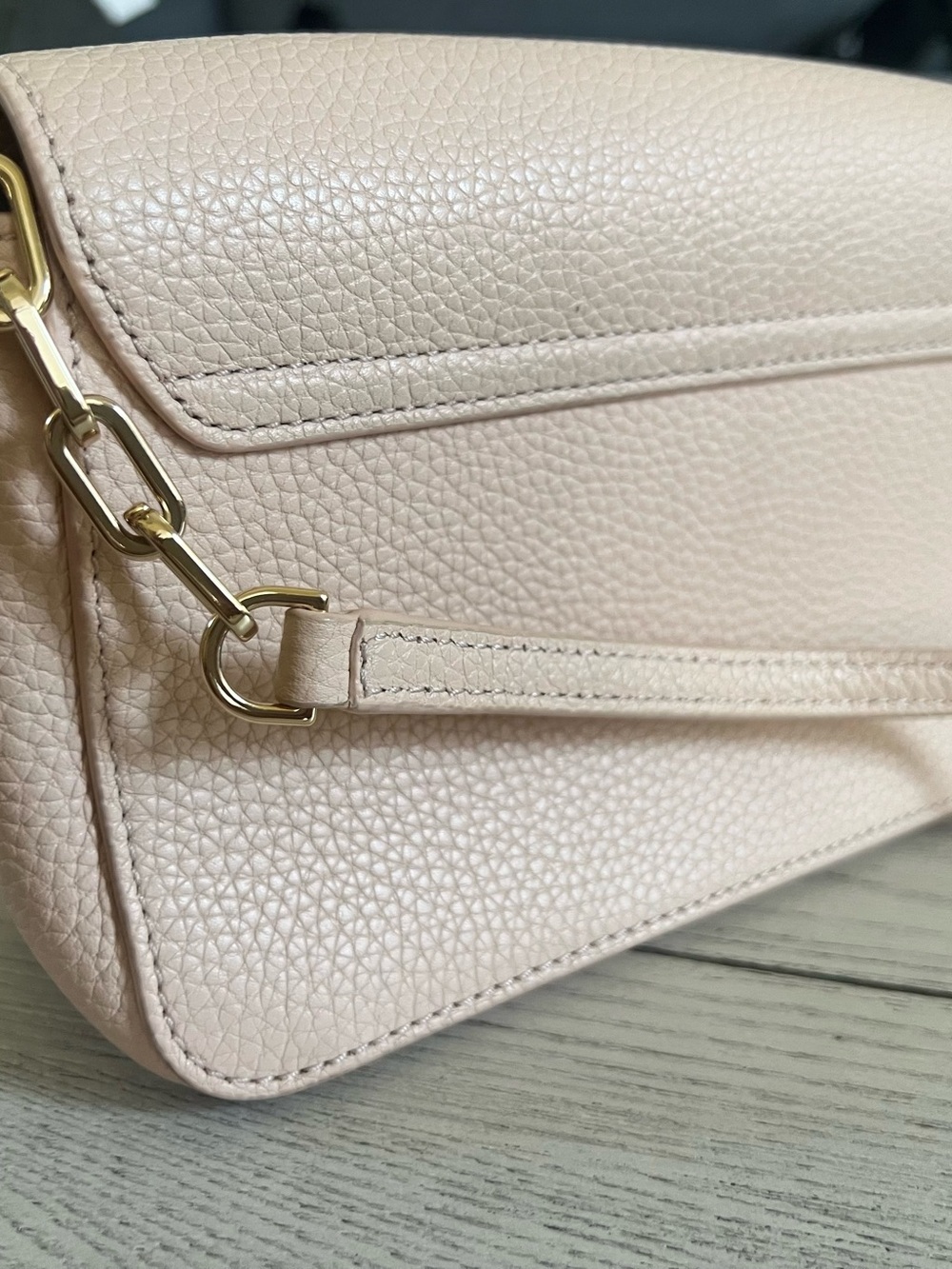 Women’s Tory Burch Crossbody Bag in Blush Pink - Picture 14 of 16